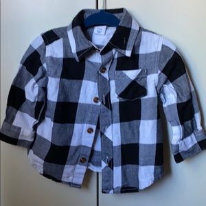 Plaid longsleeve button-down
